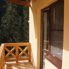 Гостиница Дубки, Домбай, Республика Карачаево-Черкесия 