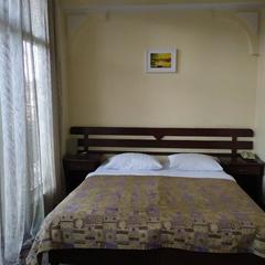 Отель Флора, Адлер, Краснодарский край