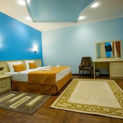 Отель Shine House, Адлер, Краснодарский край