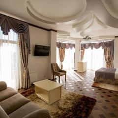 Отель Shine House, Адлер, Краснодарский край
