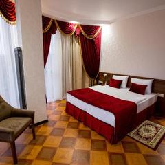 Отель Shine House, Адлер, Краснодарский край