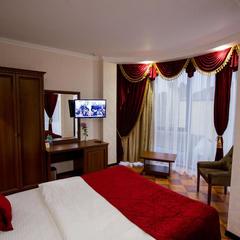 Отель Shine House, Адлер, Краснодарский край