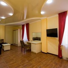 Отель Shine House, Адлер, Краснодарский край