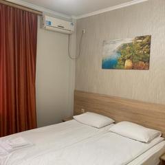 Гостевой дом Leo Grand, Адлер, Краснодарский край