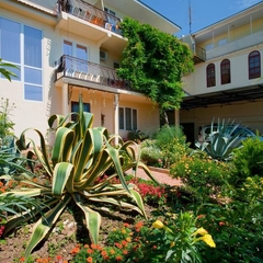 Гостевой дом Дельфин, Адлер, Краснодарский край