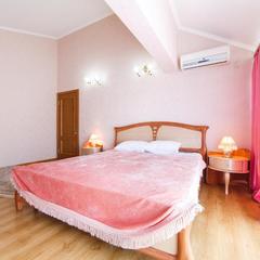 Отель Лаура, Адлер, Краснодарский край