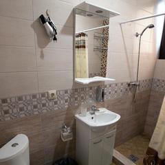 Гостевой дом У дяди Вани на Аллейной, Адлер, Краснодарский край