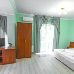 Отель Аквамарин-Парк, Адлер, Краснодарский край