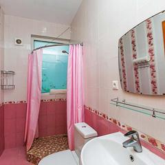 Гостевой дом Роза на Таврической, Адлер, Краснодарский край