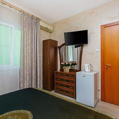 Гостевой дом Роза на Таврической, Адлер, Краснодарский край