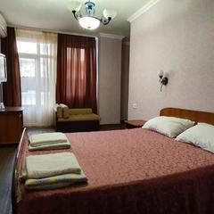 Отель Три богатыря, Адлер, Краснодарский край