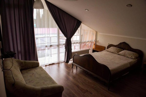 Лавра — фото 1