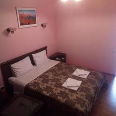 Гостевой дом Арагац, Адлер, Краснодарский край