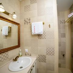 Гостиница Красный Подсолнух, Алексеевка (Белгородская область), Белгородская область