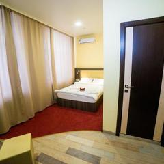 Гостиница Красный Подсолнух, Алексеевка (Белгородская область), Белгородская область