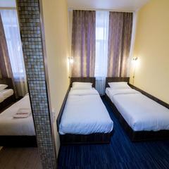 Гостиница Красный Подсолнух, Алексеевка (Белгородская область), Белгородская область