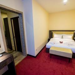 Гостиница Красный Подсолнух, Алексеевка (Белгородская область), Белгородская область