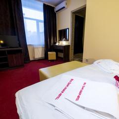 Гостиница Красный Подсолнух, Алексеевка (Белгородская область), Белгородская область