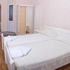 Отель Пеликан, Алушта, Крым
