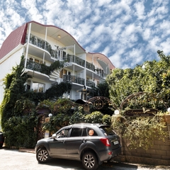 Гостиница Летучая мышь, Алушта, Крым