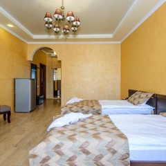 Отель VK-Hotel-Royal, Алушта, Крым