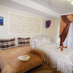 Гостевой дом Гостиный дом У Ярославовны, Алушта, Крым