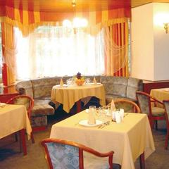 Отель Бизнес-отель Нефтяник, Альметьевск, Татарстан