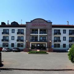 Гостиница Венеция, Артем, Приморский край