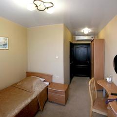 Гостиница Аир, Артем, Приморский край