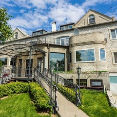 Отель Монро, Артем, Приморский край