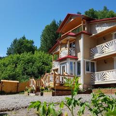 Гостевой дом Усадьба Жар-Птица, Белокуриха, Республика Алтай