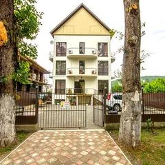 Гостевой дом На Львовской, Вардане, Краснодарский край