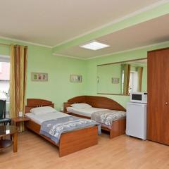 Гостевой дом Три Клена, Великий Новгород, Новгородская область