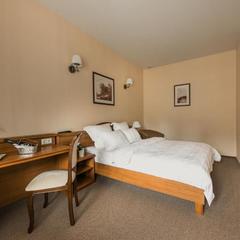 Загородный отель Гринвальд, Верхняя Сысерть, Свердловская область