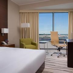 Отель DoubleTree By Hilton Moscow - Vnukovo Airport, Внуково, Московская область