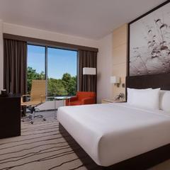 Отель DoubleTree By Hilton Moscow - Vnukovo Airport, Внуково, Московская область
