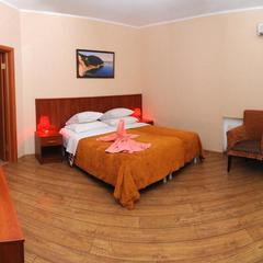 Мини-гостиница Камелот, Геленджик, Краснодарский край