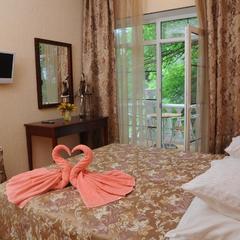 Мини-гостиница Камелот, Геленджик, Краснодарский край