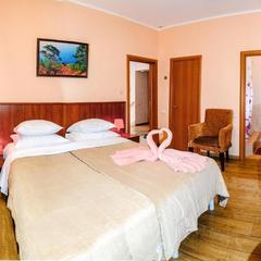 Мини-гостиница Камелот, Геленджик, Краснодарский край