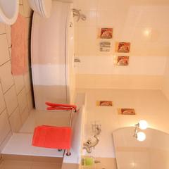 Отель Четыре короны, Дмитров, Московская область