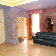 Отель Четыре короны, Дмитров, Московская область