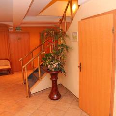 Отель Четыре короны, Дмитров, Московская область