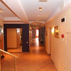 Отель Четыре короны, Дмитров, Московская область