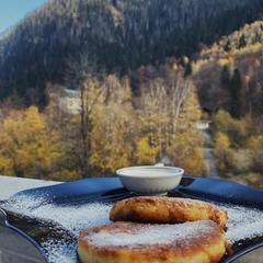 Гостиница Снежная королева Домбай, Домбай, Республика Карачаево-Черкесия 