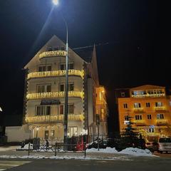 Гостиница Снежная королева Домбай, Домбай, Республика Карачаево-Черкесия 