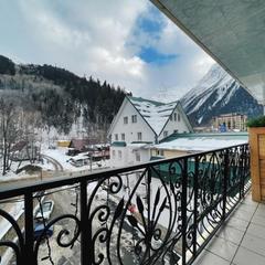 Гостиница Снежная королева Домбай, Домбай, Республика Карачаево-Черкесия 