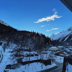 Гостиница Снежная королева Домбай, Домбай, Республика Карачаево-Черкесия 