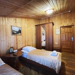 Гостиница Снежная королева Домбай, Домбай, Республика Карачаево-Черкесия 