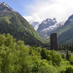Гостиница Снежная королева Домбай, Домбай, Республика Карачаево-Черкесия 