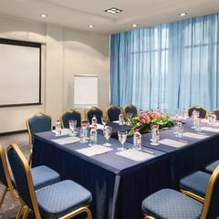 Отель Ramada By Wyndham Yekaterinburg Hotel & Spa, Екатеринбург, Свердловская область